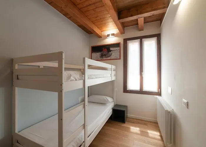 Dimora Acquamarina البندقية