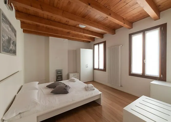 Appartement Dimora Acquamarina Venetië